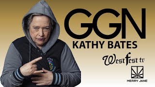 Oscar Winner Kathy Bates Gets Disjointed With Snoop Dogg  GGN NEWS [upl. by Rajewski239]